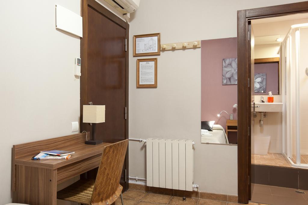 Pension Mariluz Barcelona Kamer foto