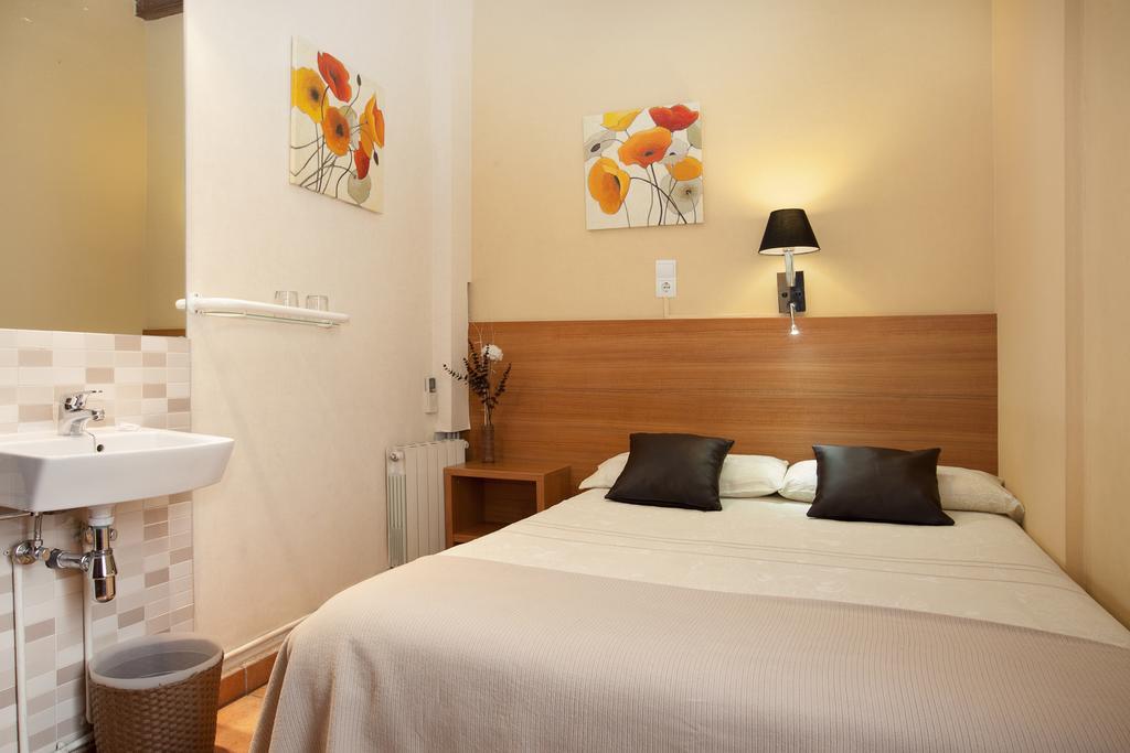 Pension Mariluz Barcelona Kamer foto