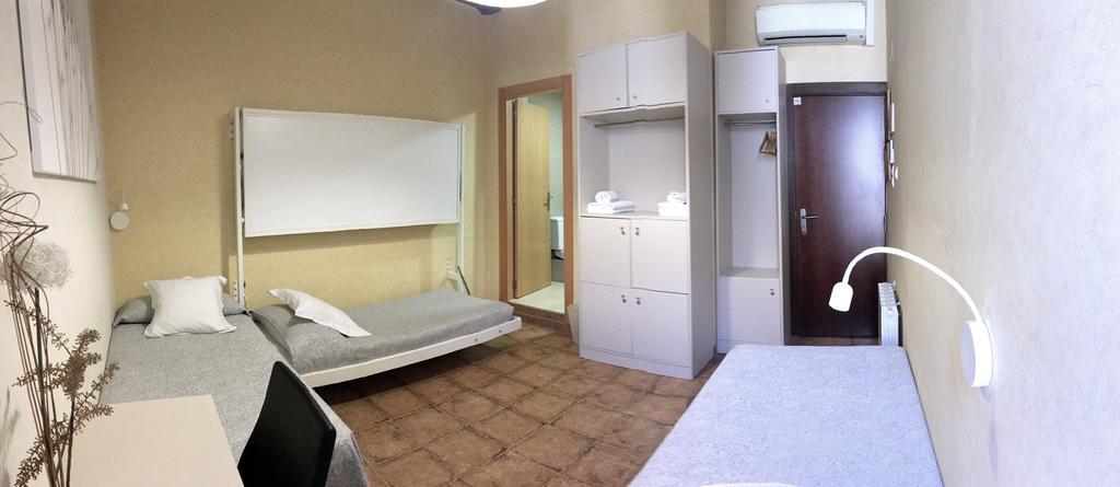 Pension Mariluz Barcelona Buitenkant foto